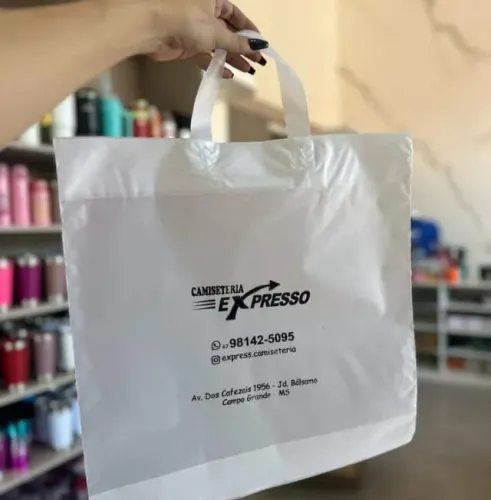 Sacola de papel e plastico personalizadas