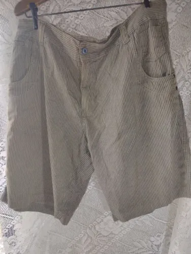 Bermuda com resquinhos masculina 