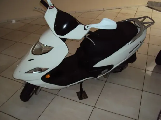 Suzuk Scooter Automatica 125 cc Bca