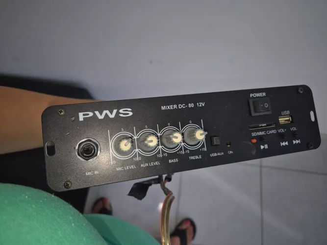 2 Amplificadores automotivo 