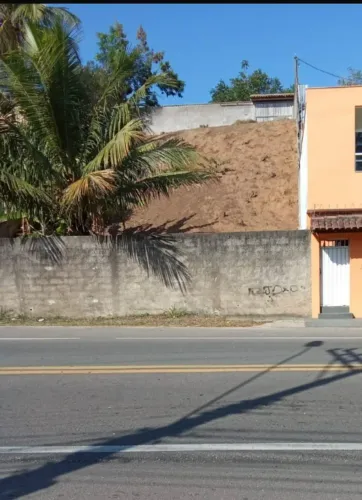 Terreno em Meaípe Guarapari, mais de 300 metros quadrados, ótima localização.