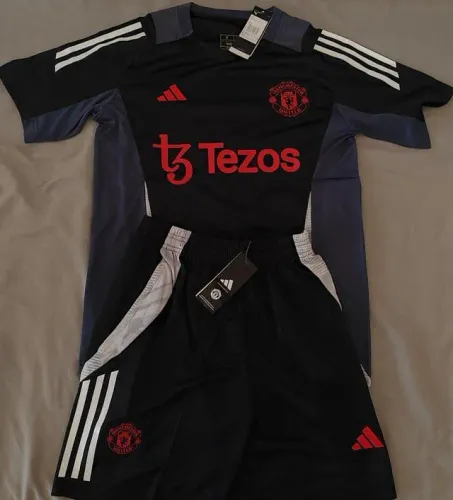 Conjunto Manchester United Preto Adidas