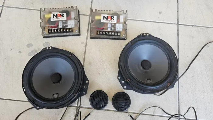 Kit de Som Automotivo 2 vias - 4 falantes - crossover NAR 600 CS2