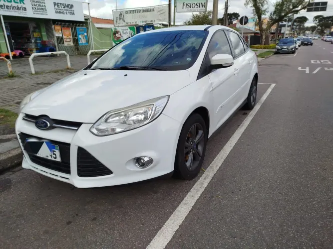 Ford Focus Sedan 2.0 16v/2.0 16V Flex 4P Aut. 2015