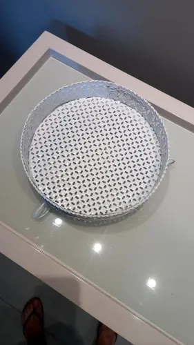 Bandeja Provençal de Metal Branco
