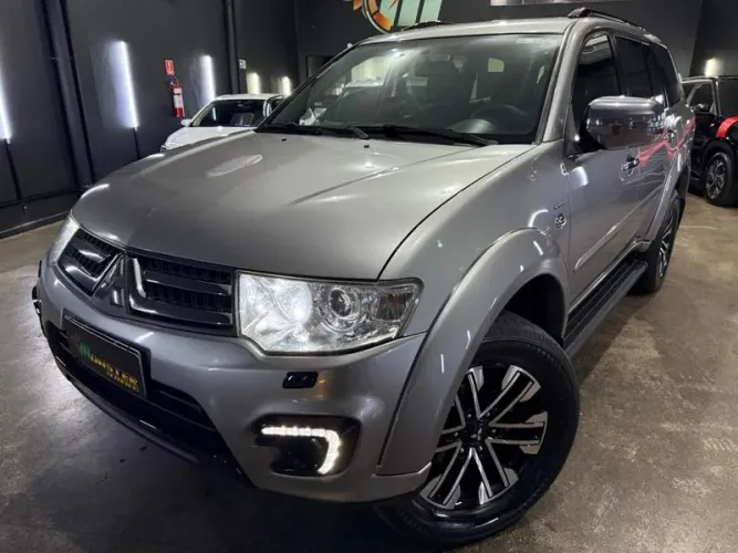 Mitsubishi Pajero HPE 3.5 4X4 Flex 5P Aut. 2017