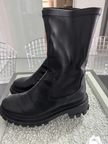 Bota em couro Schütz