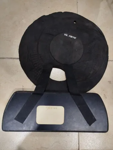 Abafador e pad para Bumbo Vic Firth 