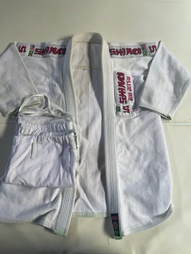 kimono shiroi a0 usado jiu jitsu