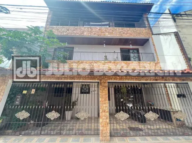 Ilha do Governador - Portuguesa - VENDA - Casa Duplex - 5 Quartos (3 Suítes) - Varanda - 2
