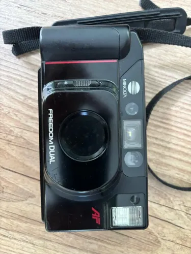 camera fotografica minolta freedom dual af