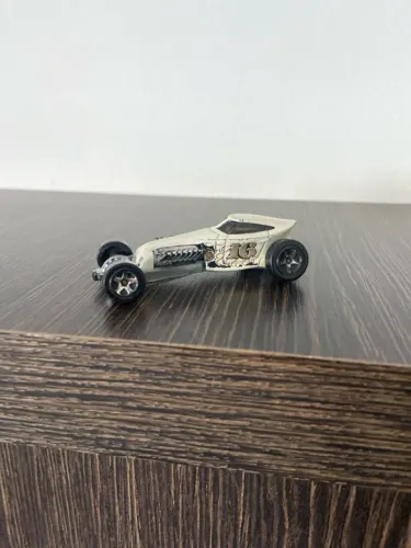Carrinho Hot Wheels - Modelo Clássico