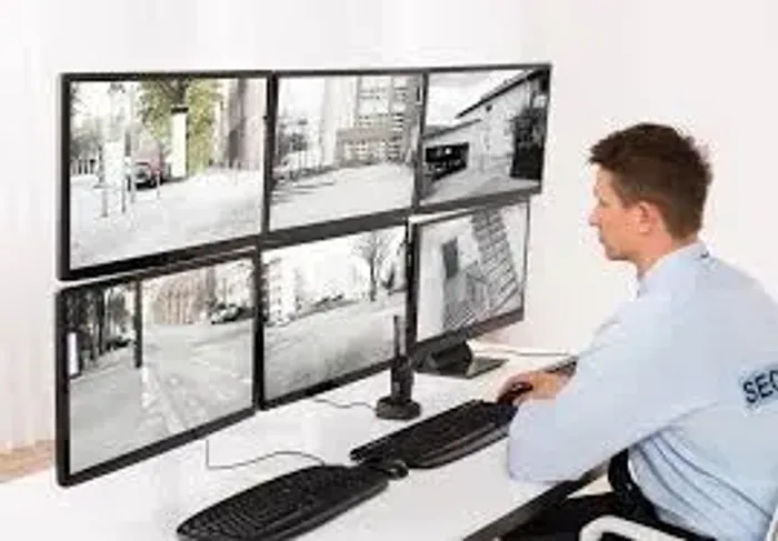 Vaga de Estágio: Monitoramento de CFTV (6h R$ 1.200,00, 4h 800,00)
