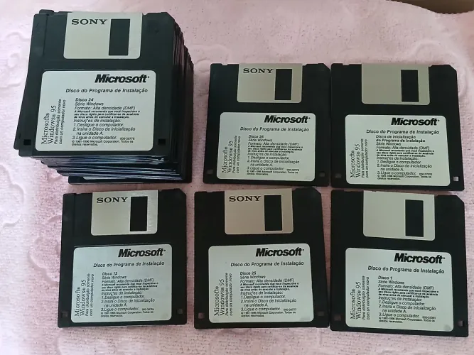 28 disquetes instalação Windows 95