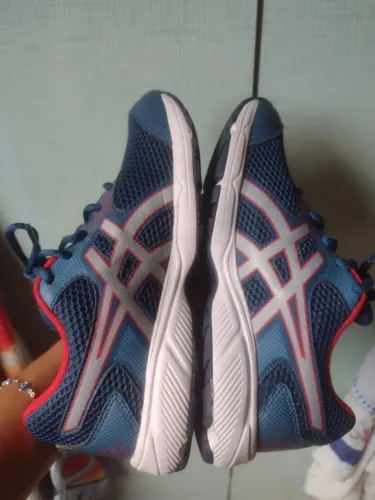 Tênis Asics (Tam. 35)