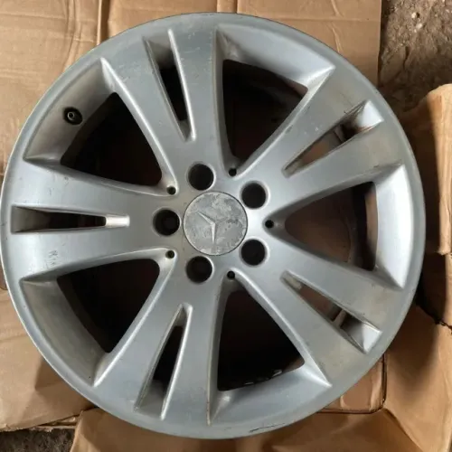 Roda aro 17 Mercedes c200 c250 c280 c300 Original 