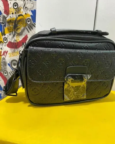 Bolsa bag Louis Vuitton black