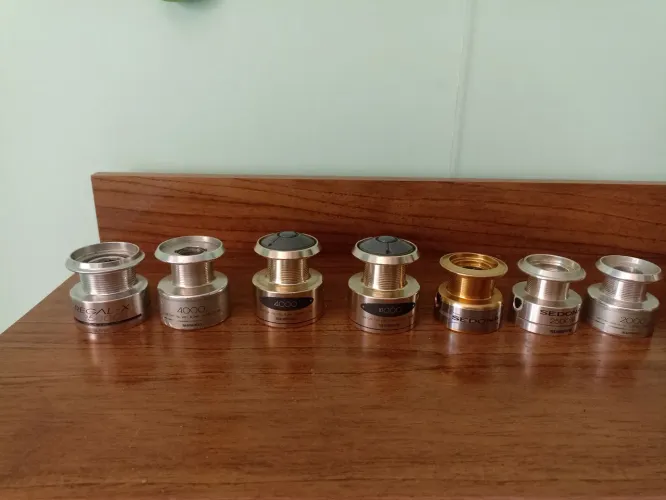 Carretel de molinetes Shimano diversos Modelos