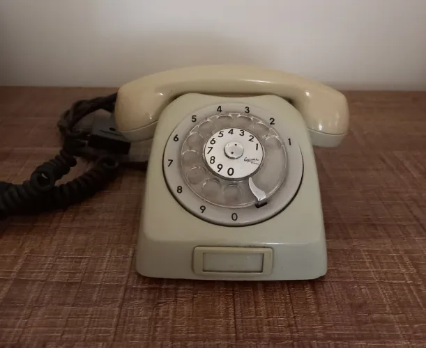 Telefone antigo Ericsson Doman