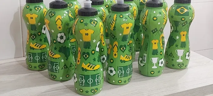 FUTEBOL 12 Garrafas de água personalizada Brasil NOVAS