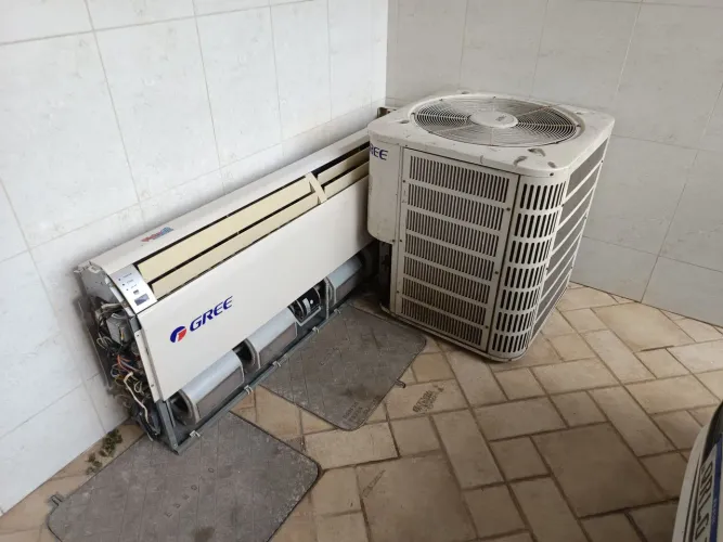 Condicionador Ar Split Teto Gree 58000 Btu