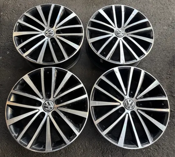 Rodas Jetta Tsi aro 17 furacão 5x112 original  