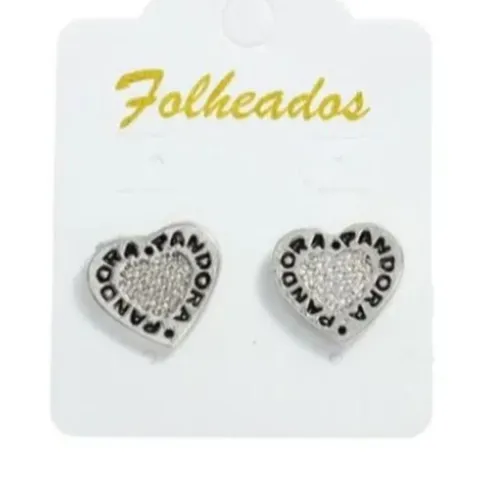 BRINCO FOLHEADO PANDORA COM CORAÇÃO PONTILHADO BRANCO - PRATA