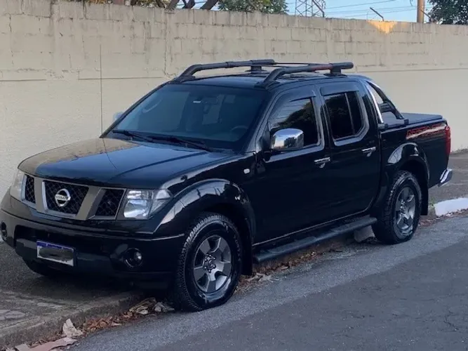 Nissan Frontier LE Attack CD 4X4 2.5 TB Die.aut 2013