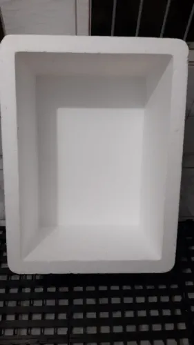 Caixa de isopor 120 litros