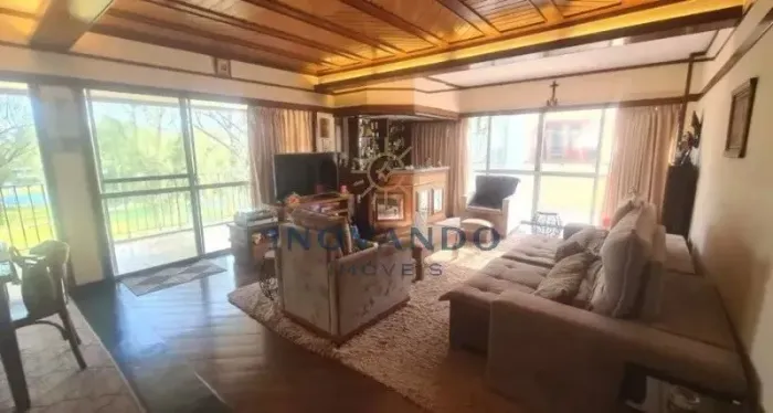 CONDOMÍNIO JARDIM EUROPA | BARRA DA TIJUCA 5 quartos sendo 2 suítes 284m