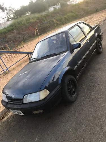 Chevrolet Monza GLS/ Hi-tech 2.0 EFI 2P E 4P (álcool) 1995