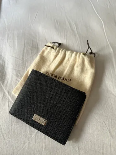 Carteira Victor Hugo