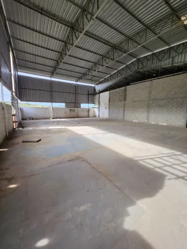 Galpão para Locação em Barbacena - 304 m² | Próximo à BR-040 e BR-265