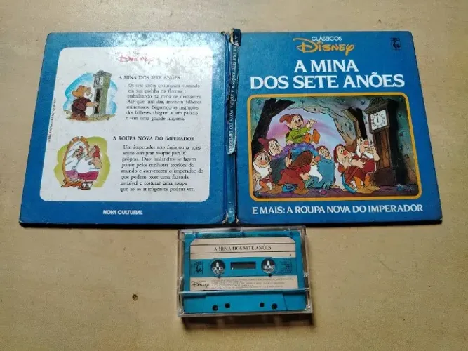 A Mina dos Sete Anões + A Roupa Nova do Imperador - Clássicos Disney Fita K7 e Livreto