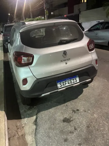 Renault Kwid Outsider 1.0 Flex 12V 5P Mec. 2023