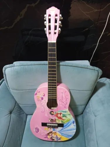 Violão infantil princesas