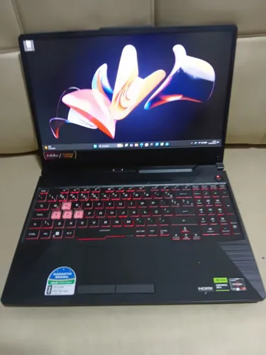 Notebook ASUS TUF A15 (RYZEN 7 - 16GB RAM - 512GB - RTX 4GB)