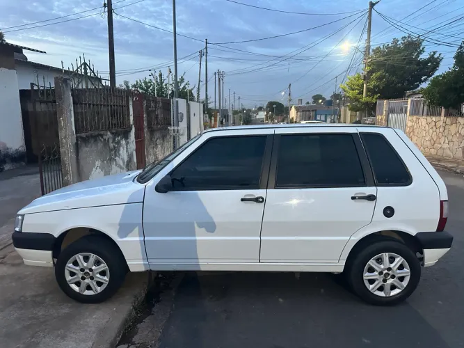 Fiat Uno Mille 1.0 Fire/ F.flex/ Economy 2P 2011
