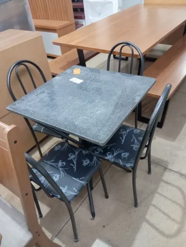 Mesa nova em oferta