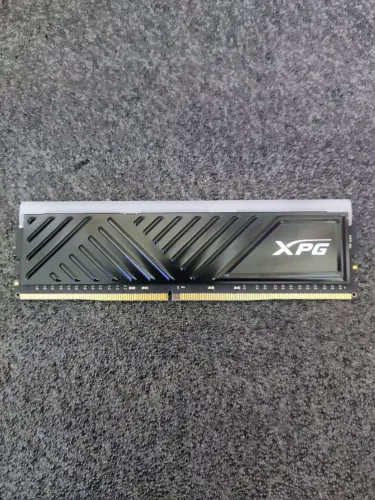 Memória RAM XPG Spectrix D35G RGB 16GB DDR4 3200MHz CL16 Preto - Estado de Nova