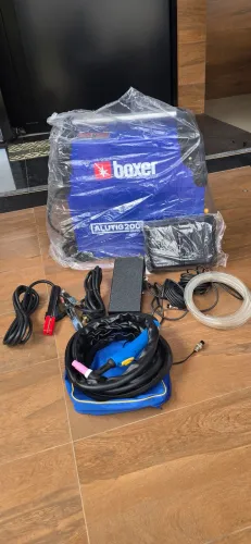 Maquina de solda Alutig 200AC bivolt
