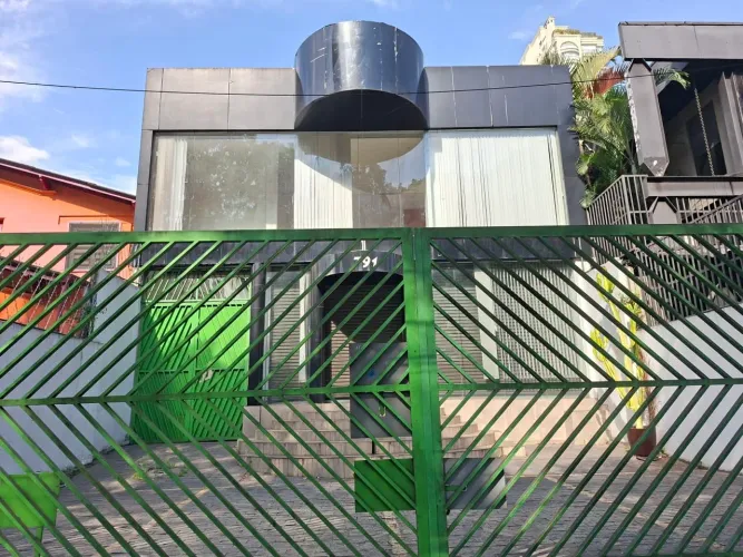 Loja na Avenida Pacaembu, 791 360 m²