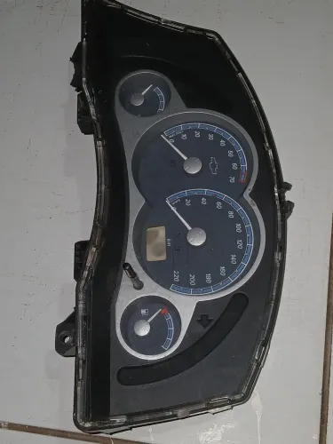 Painel de instrumentos usado ainda funcionar so nao tem km