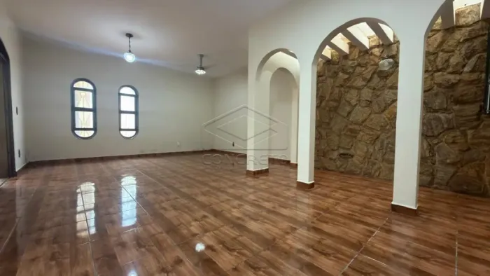 Casa Padrão em Jaú