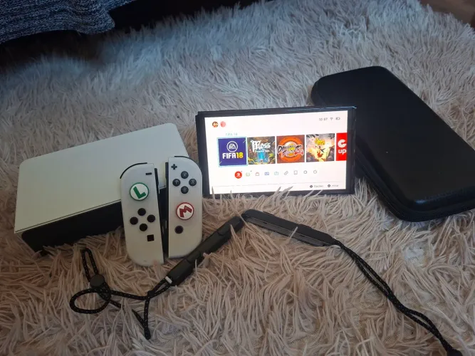 Vende-se Nintendo Switch Oled Desbloqueado,Aceito Xbox Series S