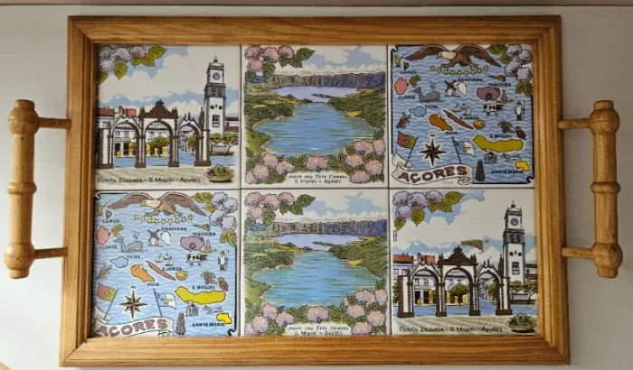 Bandeja de Madeira com Azulejos - Açores (Portugal)