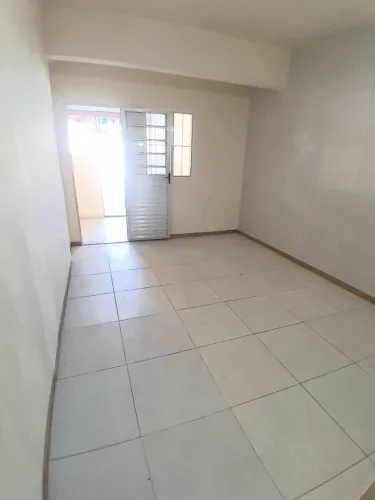Casa ampla em Lauro de Freitas