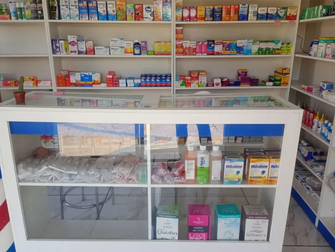 Vende patreleiras e balcão