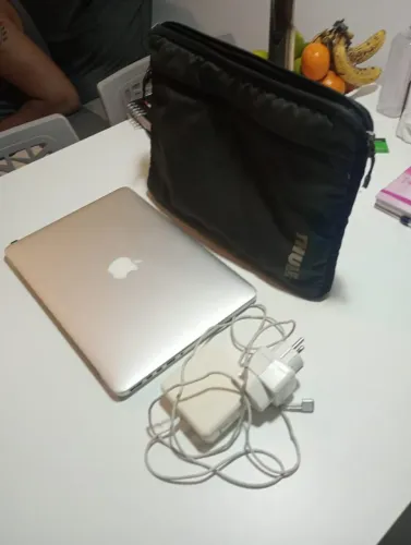 MAC BOOK PRO