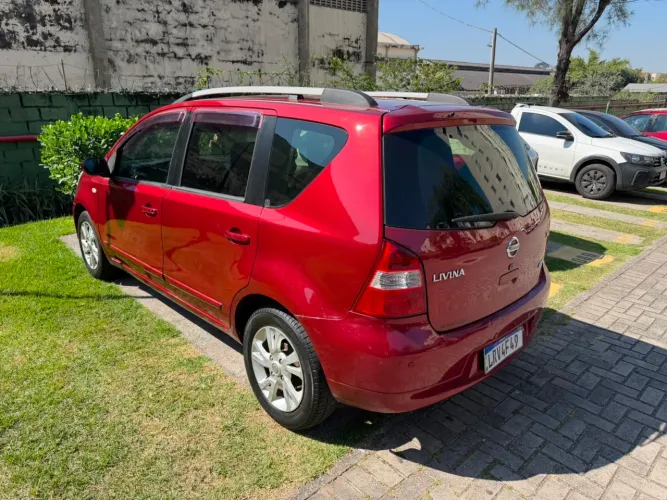 Nissan Livina SL 1.8 16V Flex Fuel Aut. 2013